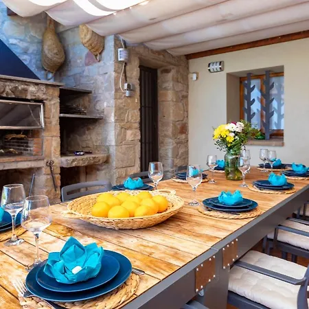 21 Sleeps Private Pool & Bbq Near Barcelona Rocafort (Catalonia)