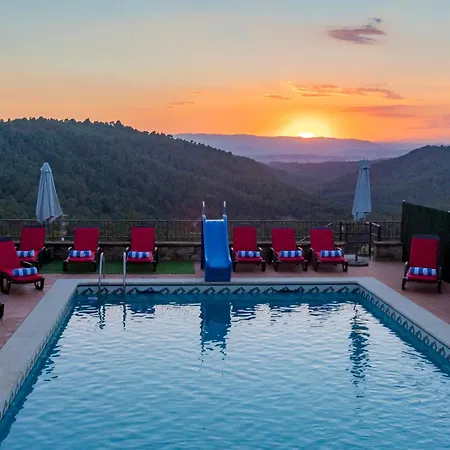 21 Sleeps Private Pool & Bbq Near Barcelona Villa *