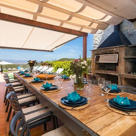 21 Sleeps Private Pool & Bbq Near Barcelona Villa *