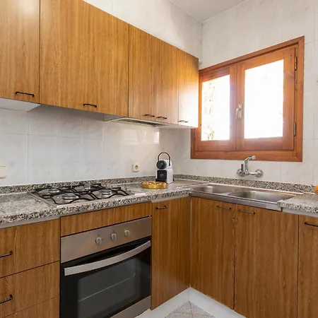 21 Sleeps Private Pool & Bbq Near Barcelona * Rocafort (Catalonia)